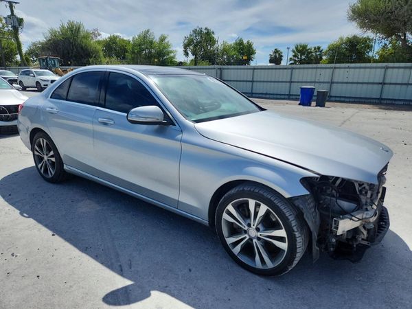 2015 MERCEDES-BENZ C 4-MATIC