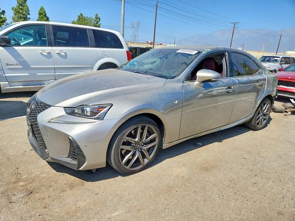 2018 LEXUS IS — Front 3/4