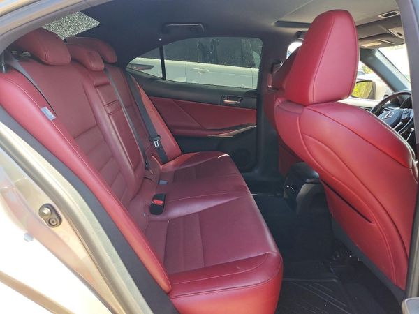 2018 LEXUS IS — PSRS