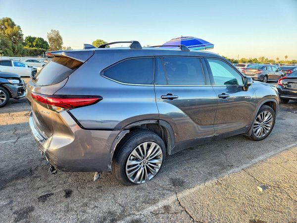2020 TOYOTA HIGHLANDER — PSRA