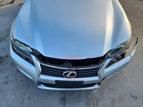 2015 LEXUS GS 350 — Engine bay