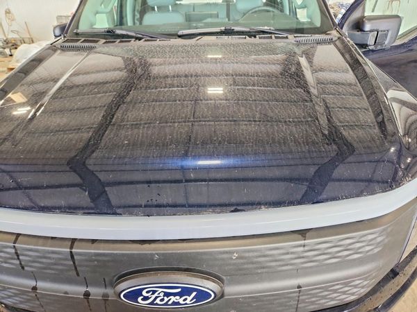 2025 FORD F150 XLT — Engine bay