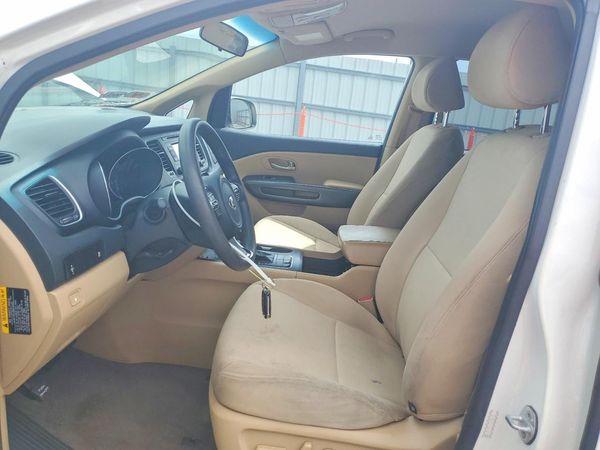 2015 KIA SEDONA GL - Middle-low — DENT