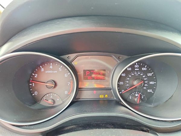 2015 KIA SEDONA GL - Middle-low — ODOM