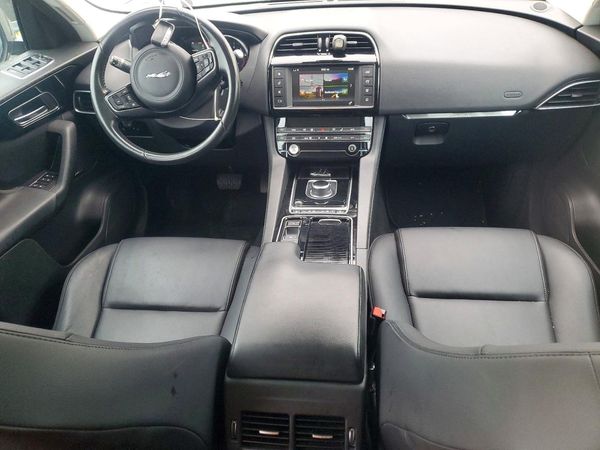 2018 JAGUAR F-PACE S