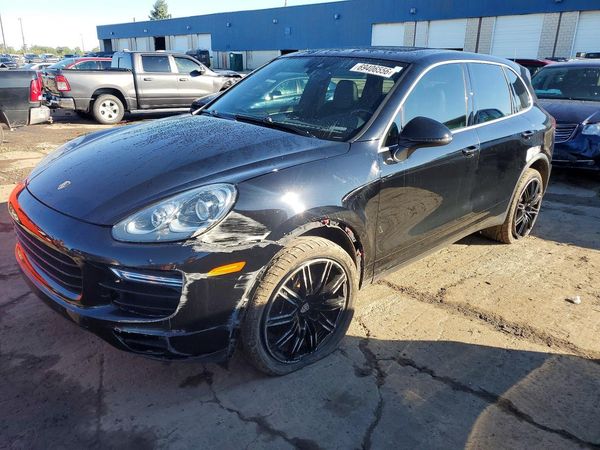 2016 PORSCHE CAYENNE — DSFA — Front 3/4