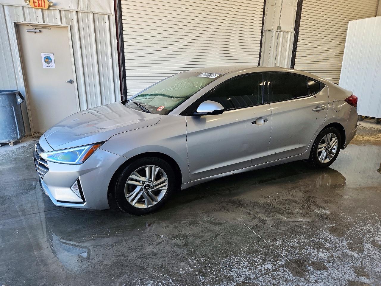 2020 HYUNDAI ELANTRA — Front 3/4