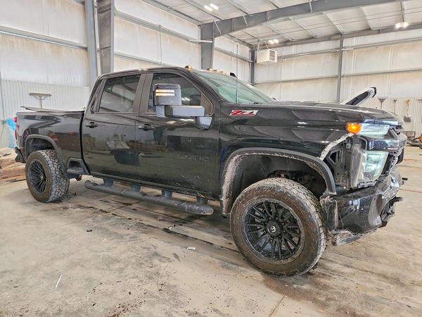 2022 CHEVROLET SILVERADO LTZ — Passenger 3/4
