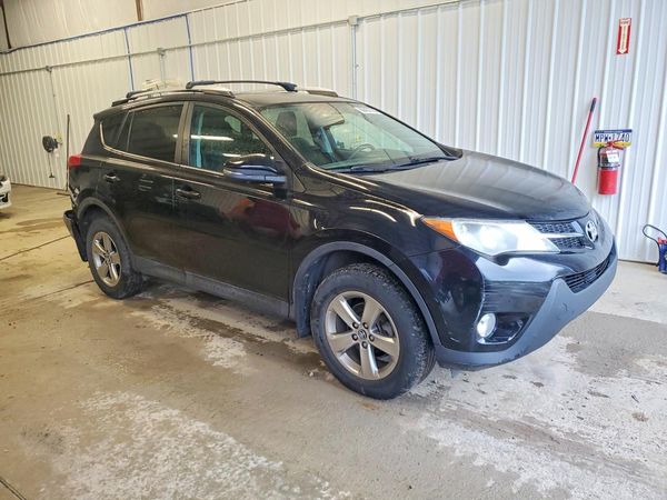2015 TOYOTA RAV4 XLE (M Grade) — Passenger 3/4