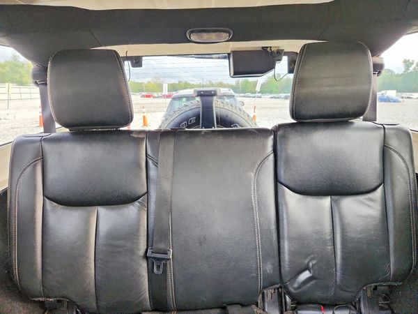 2015 JEEP WRANGLER UNLIMITED Sahara — SUVN
