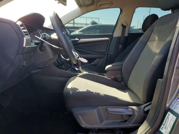 2019 VOLKSWAGEN JETTA — DENT