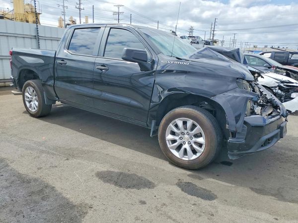 2020 CHEVROLET SILVERADO Custom — Passenger 3/4