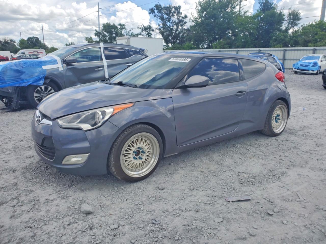 2015 HYUNDAI VELOSTER GLS(Middle) — Front 3/4
