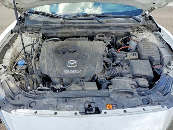 2016 MAZDA 6 — Engine bay