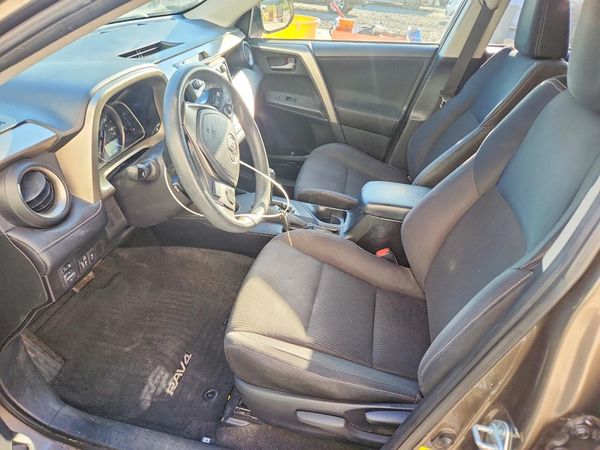 2015 TOYOTA RAV4 — DENT