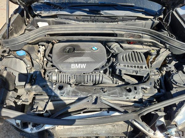 2018 BMW X1 sDrive28i — Engine bay