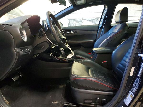 2020 KIA FORTE — DENT