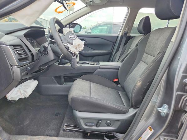 2024 NISSAN ROGUE SV — DENT