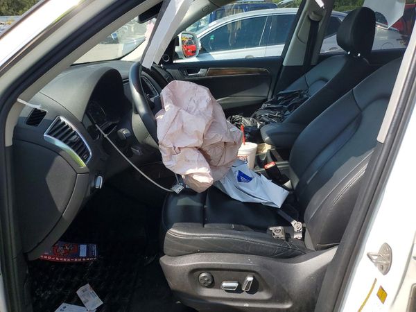 2016 AUDI Q5 — DENT