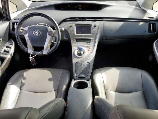 2015 TOYOTA PRIUS — CKPT