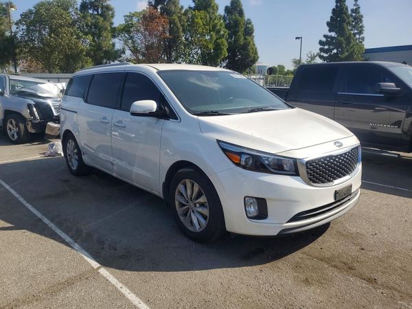 2015 KIA SEDONA GLS - Middle level — Passenger 3/4