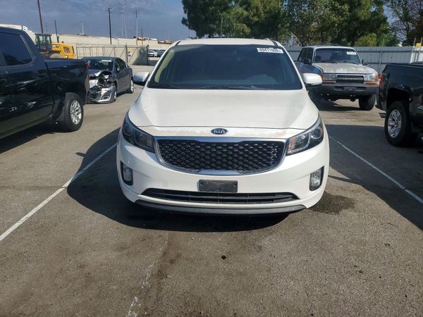 2015 KIA SEDONA GLS - Middle level — DIRF