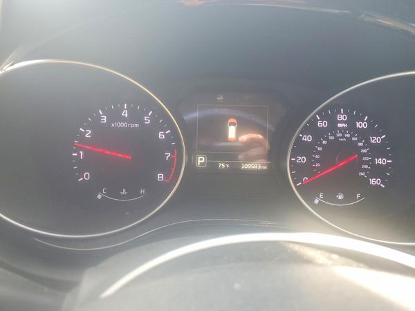 2015 KIA SEDONA GLS - Middle level — ODOM