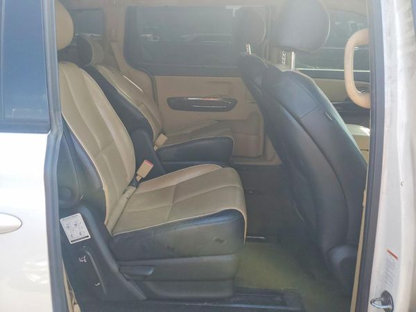 2015 KIA SEDONA GLS - Middle level — PSRS
