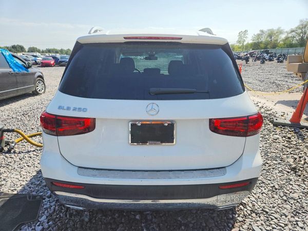 2021 MERCEDES-BENZ GLB — DIRR