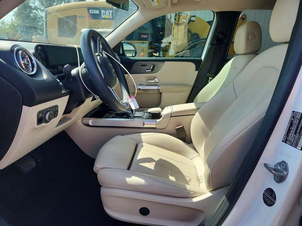 2021 MERCEDES-BENZ GLB — DENT