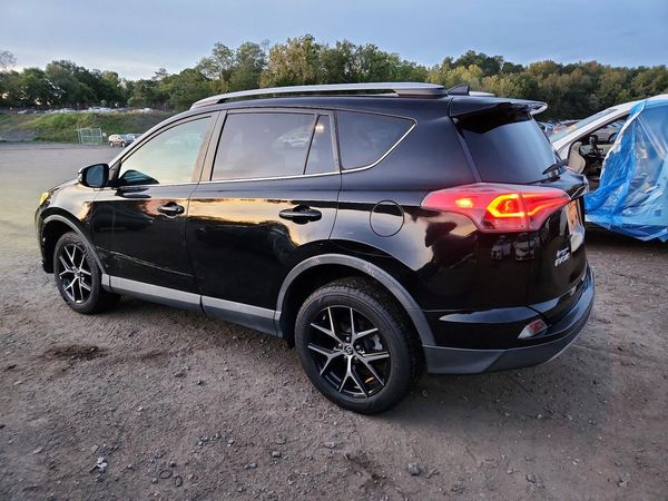 2017 TOYOTA RAV4 SE — DSRA