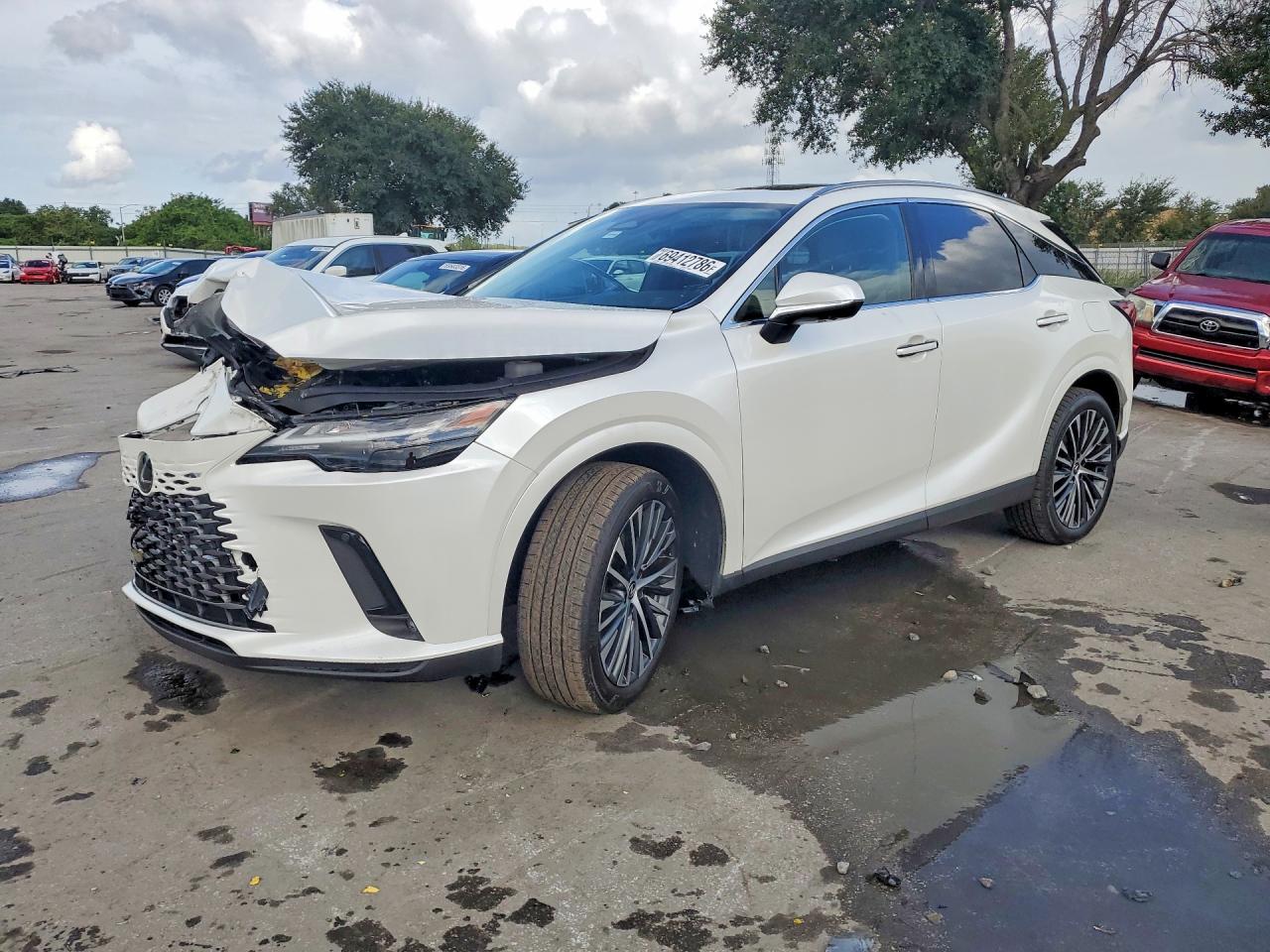 2023 LEXUS RX 350 — Front 3/4