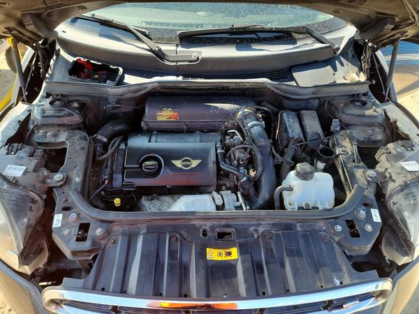 2015 MINI COOPER — Engine bay