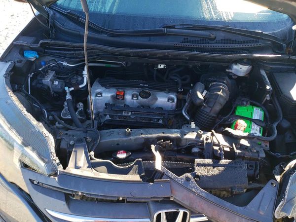 2013 HONDA CRV EX-L — Engine bay