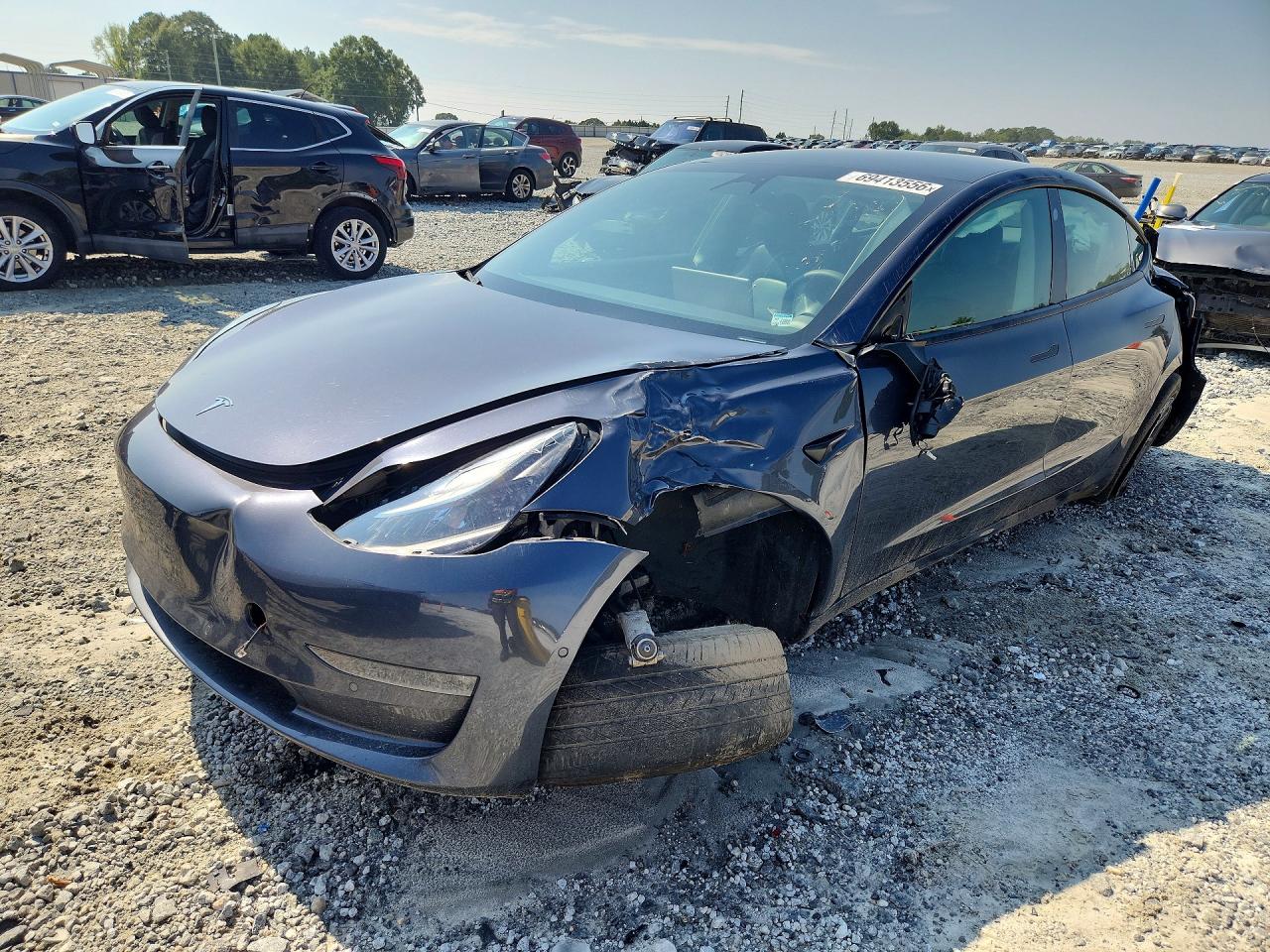 2021 TESLA MODEL 3 — Front 3/4