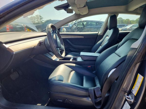 2021 TESLA MODEL 3 — DENT