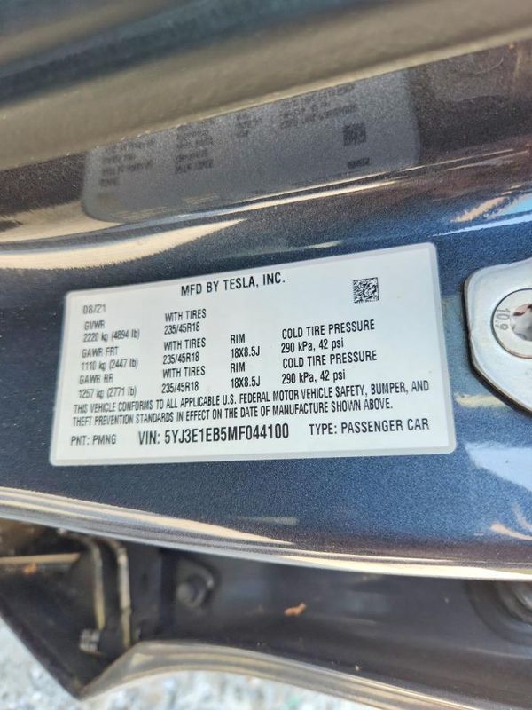 2021 TESLA MODEL 3 — VINS