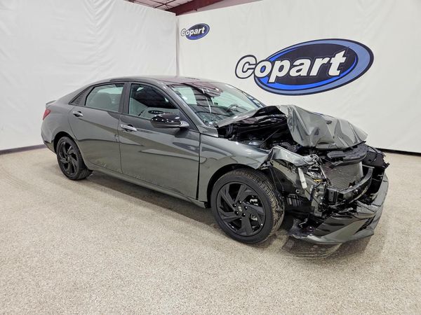 2026 HYUNDAI ELANTRA — Passenger 3/4