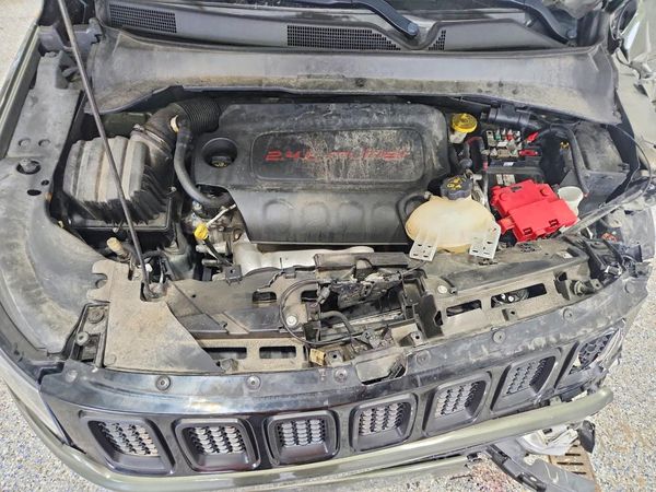 2019 JEEP COMPASS Limited — Engine bay