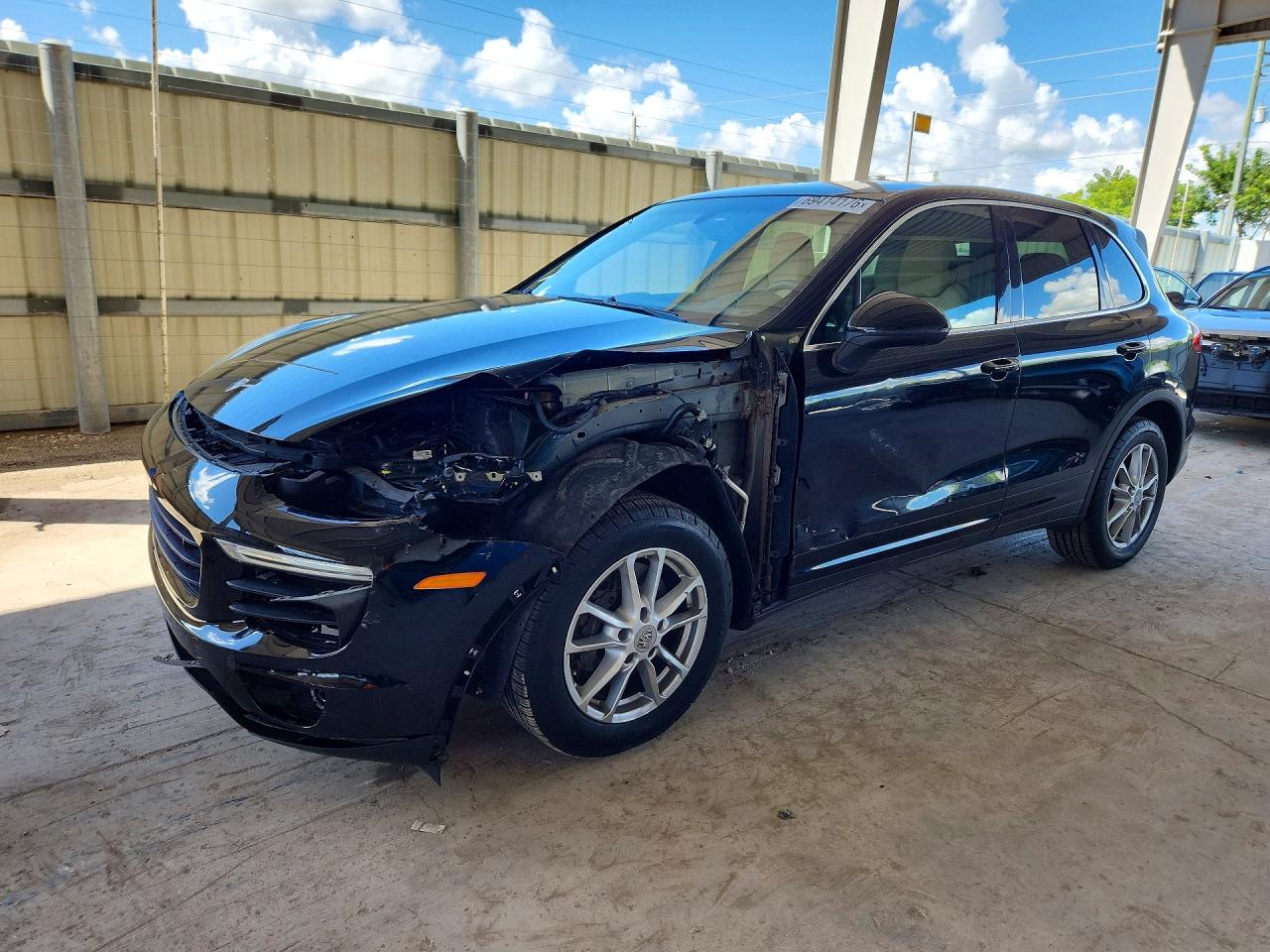 2016 PORSCHE CAYENNE — Front 3/4