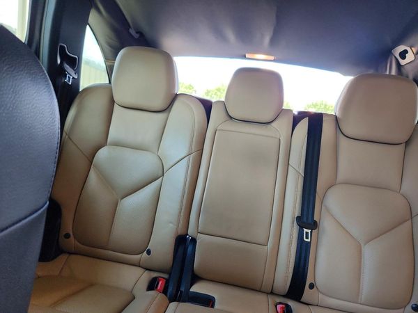 2016 PORSCHE CAYENNE — SUVN
