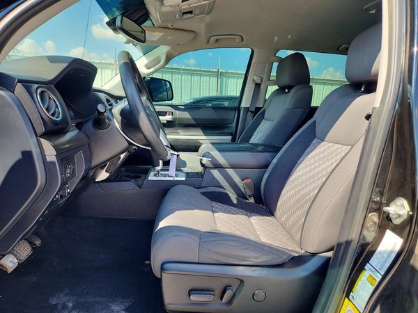 2019 TOYOTA TUNDRA — DENT