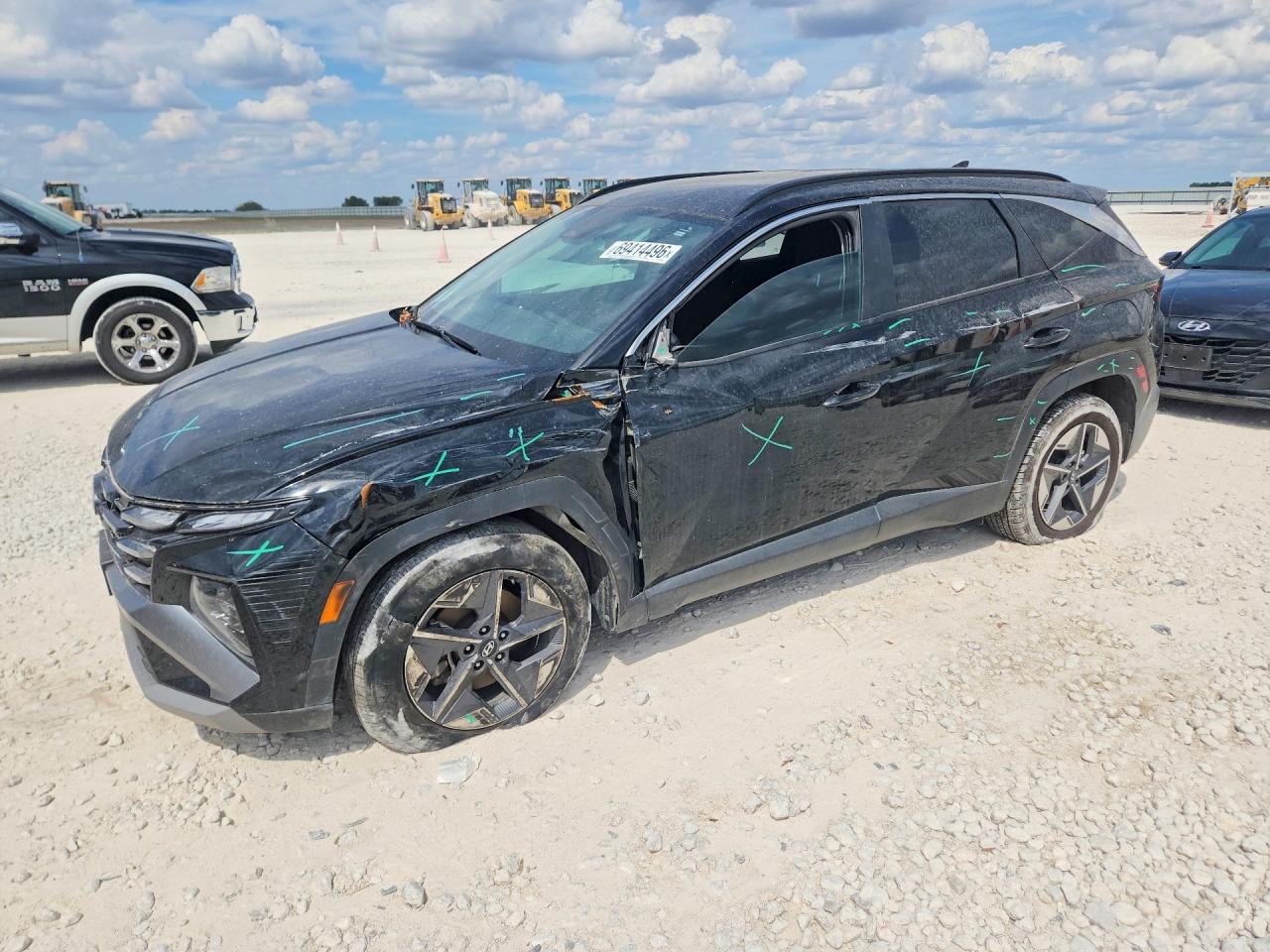 2025 HYUNDAI TUCSON — Front 3/4