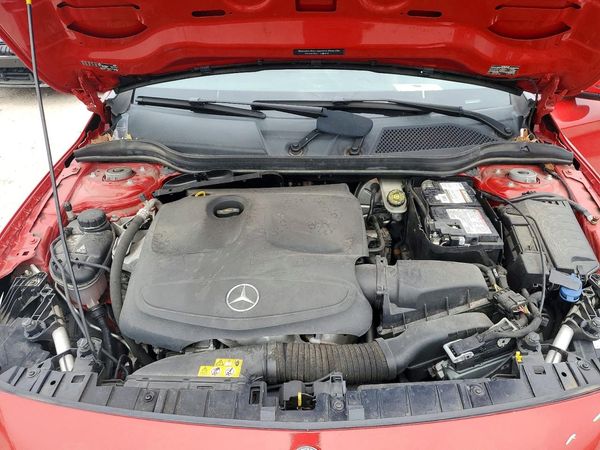 2019 MERCEDES-BENZ GLA — Engine bay