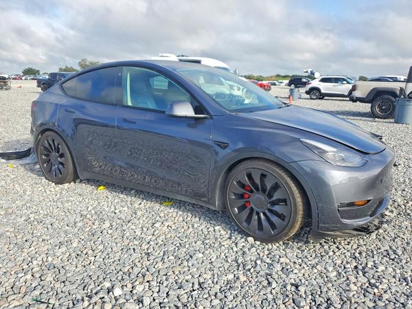 2023 TESLA MODEL Y — Passenger 3/4