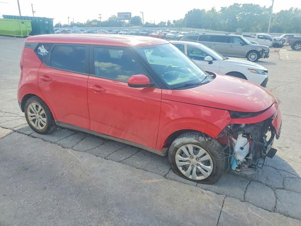 2022 KIA SOUL — Passenger 3/4