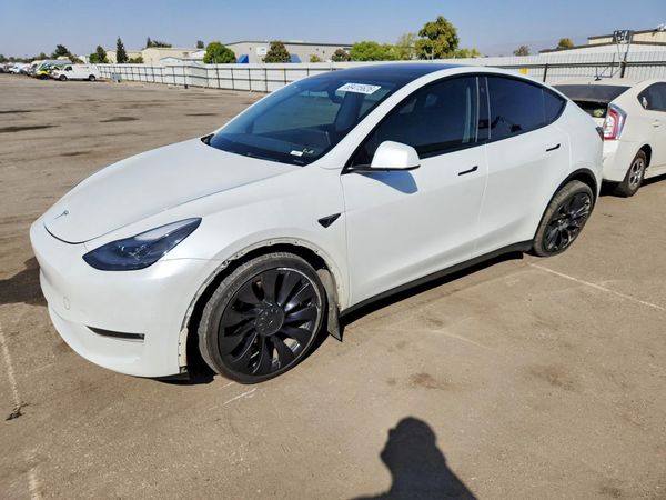2022 TESLA MODEL Y — DSFA — Front 3/4