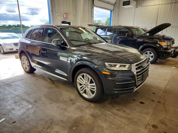 2018 AUDI Q5 quattro Premium Plus