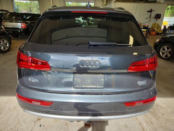 2018 AUDI Q5 quattro Premium Plus