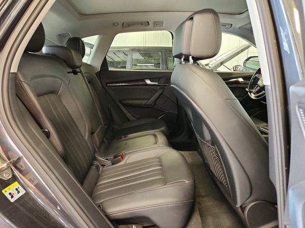 2018 AUDI Q5 quattro Premium Plus
